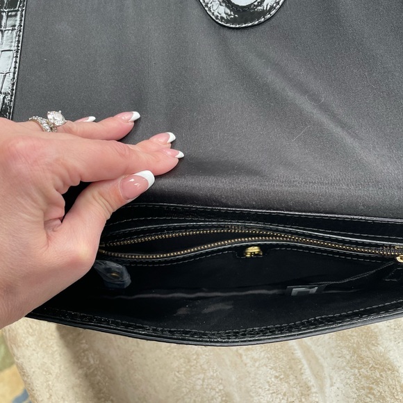 Banana Republic patent leather black crocodile embossed clutch - Picture 8 of 8